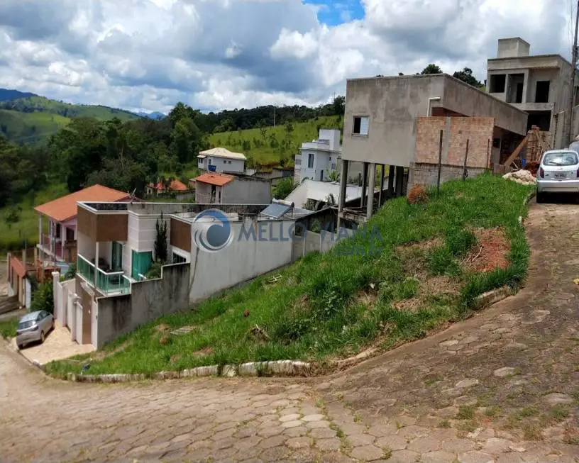 Foto 1 de Lote/Terreno à venda, 309m² em Lagoa Seca, São Lourenço