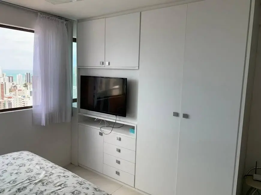 Foto 2 de Apartamento com 1 Quarto para alugar, 27m² em Boa Viagem, Recife