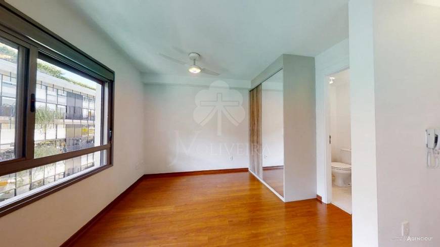 Foto 2 de Apartamento com 1 Quarto à venda, 32m² em Vila Madalena, São Paulo