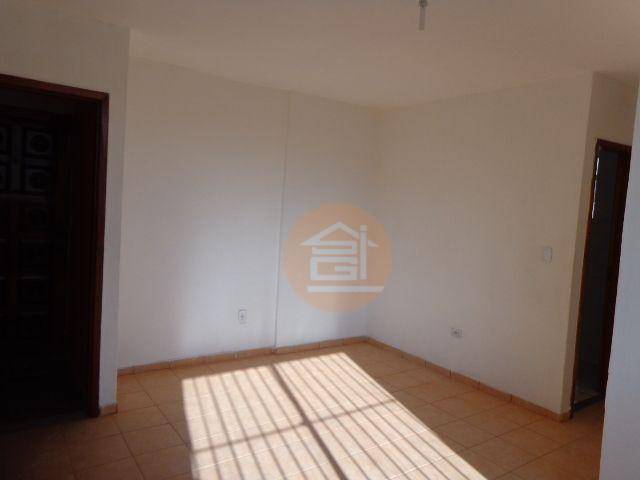 Foto 3 de Apartamento com 2 Quartos para alugar, 60m² em Alcântara, São Gonçalo