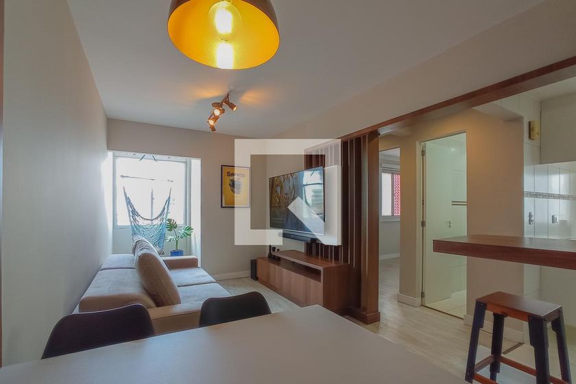 Foto 1 de Apartamento com 2 Quartos para alugar, 65m² em Batel, Curitiba