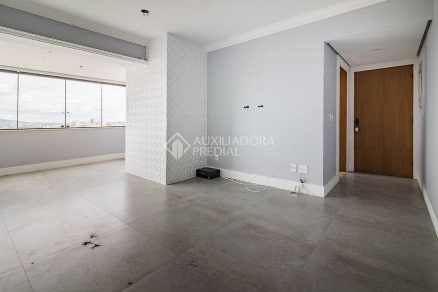 Foto 1 de Apartamento com 2 Quartos à venda, 71m² em Chácara das Pedras, Porto Alegre