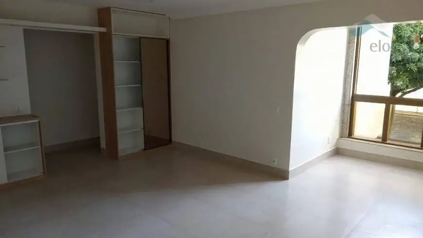 Foto 3 de Apartamento com 3 Quartos para alugar, 104m² em Asa Norte, Brasília