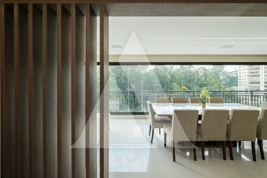 Foto 3 de Apartamento com 4 Quartos para alugar, 223m² em Chácara Flora, São Paulo