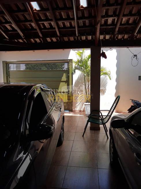 Foto 3 de Casa com 3 Quartos à venda, 170m² em , Cristais Paulista