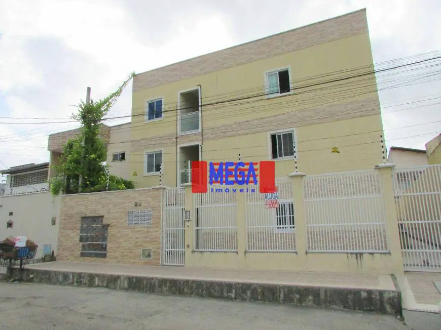 Foto 1 de Apartamento com 2 Quartos para alugar, 43m² em Cajazeiras, Fortaleza