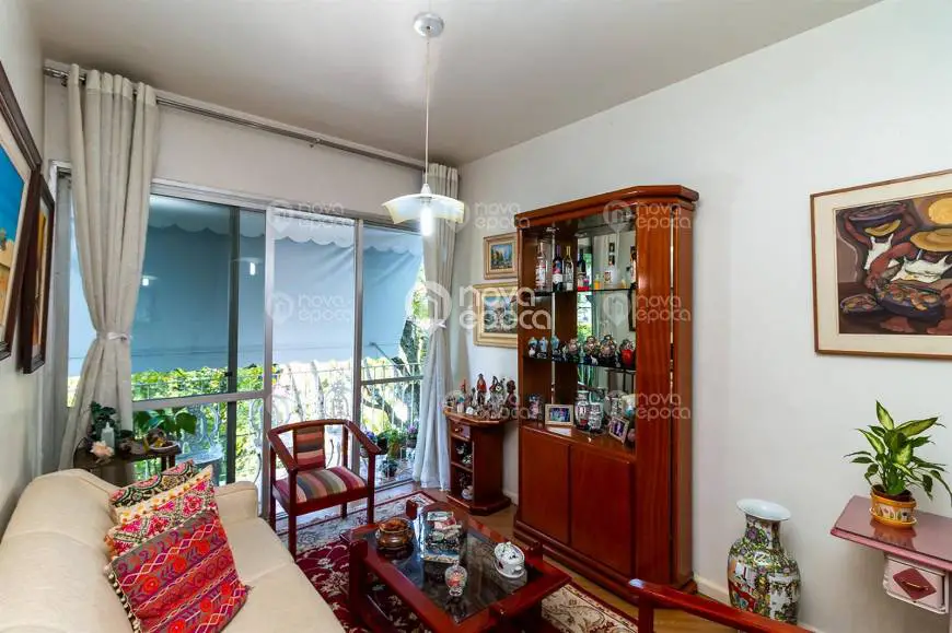 Foto 1 de Apartamento com 2 Quartos à venda, 69m² em Cosme Velho, Rio de Janeiro