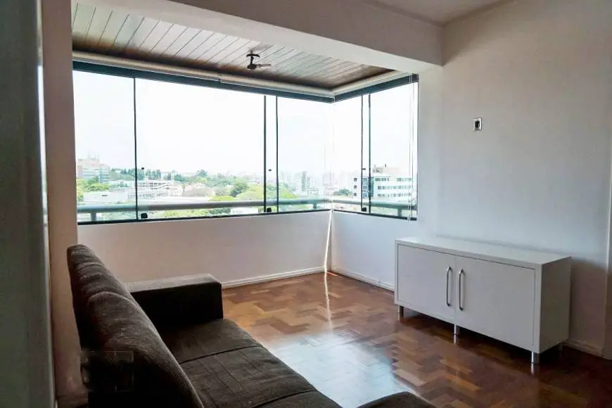Foto 1 de Apartamento com 2 Quartos para alugar, 71m² em Santana, Porto Alegre