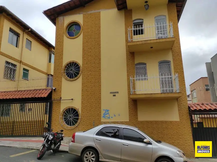 Foto 1 de Apartamento com 3 Quartos à venda, 80m² em Coração Eucarístico, Belo Horizonte