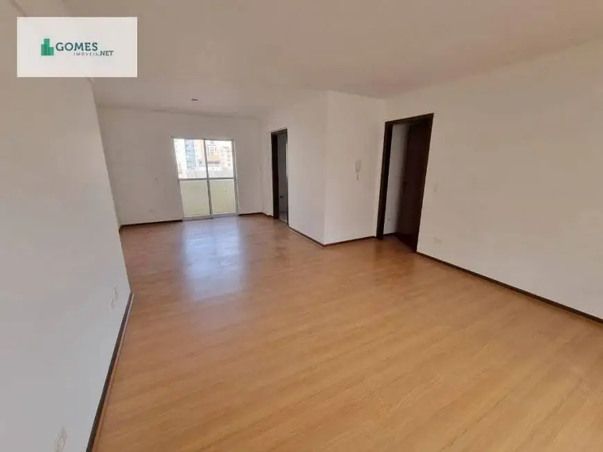 Foto 1 de Apartamento com 3 Quartos para alugar, 163m² em Vila Izabel, Curitiba