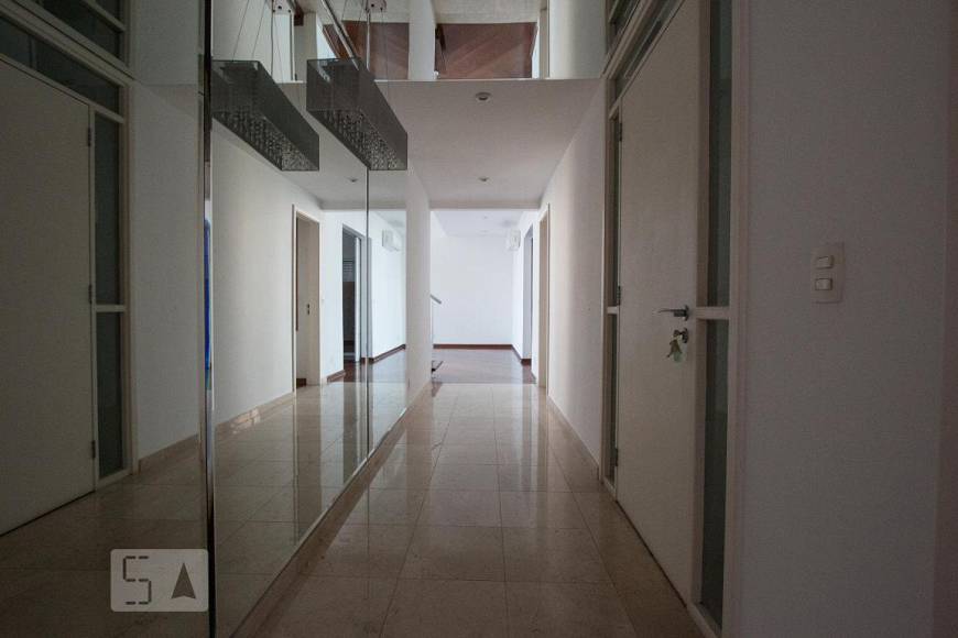 Foto 2 de Apartamento com 4 Quartos para alugar, 222m² em Panamby, São Paulo