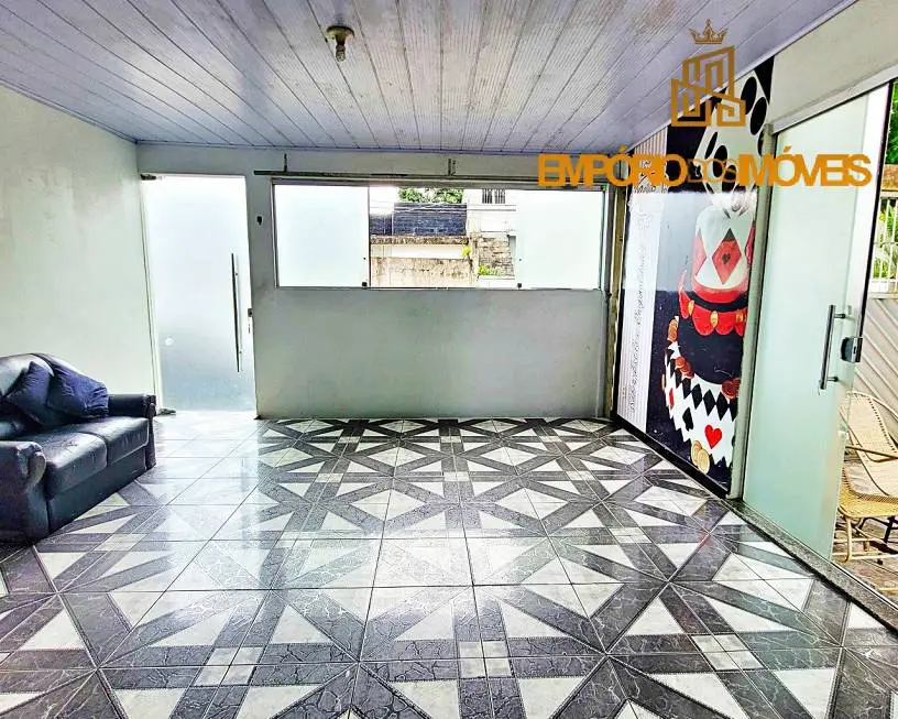 Foto 2 de Casa com 4 Quartos à venda, 259m² em Flores, Manaus