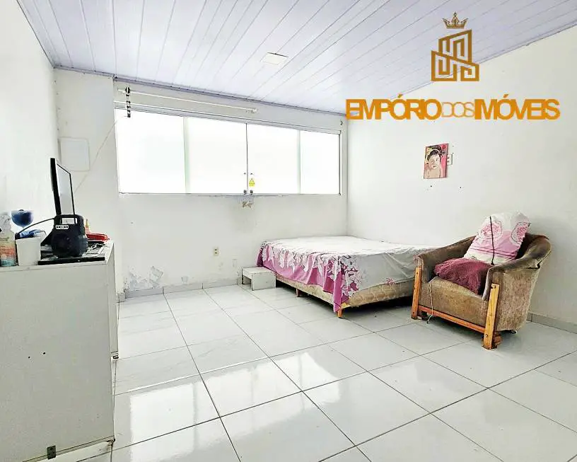 Foto 5 de Casa com 4 Quartos à venda, 259m² em Flores, Manaus