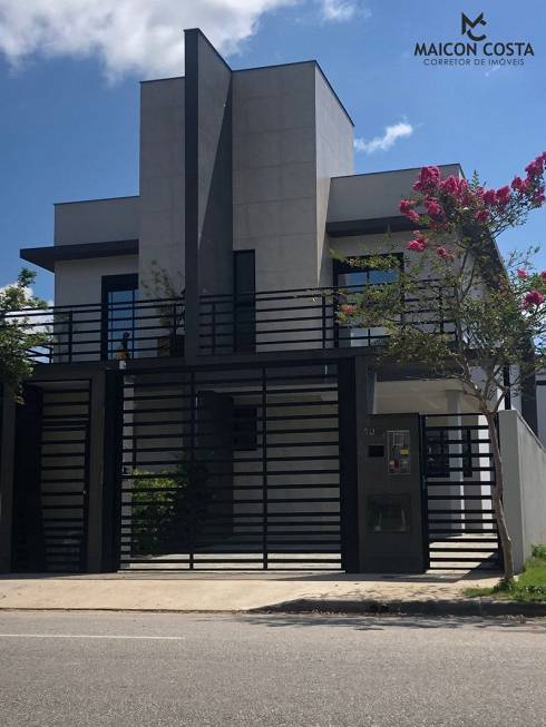 Foto 1 de Sobrado com 3 Quartos à venda, 191m² em Beira Rio, Biguaçu
