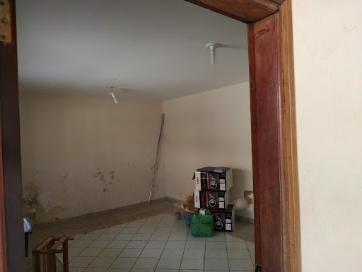 Foto 3 de Sobrado com 4 Quartos à venda, 303m² em Vila Rosa Pires, Campo Grande