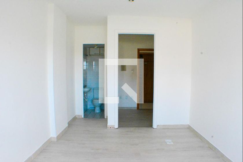 Foto 1 de Apartamento com 1 Quarto para alugar, 22m² em Caminho Das Árvores, Salvador