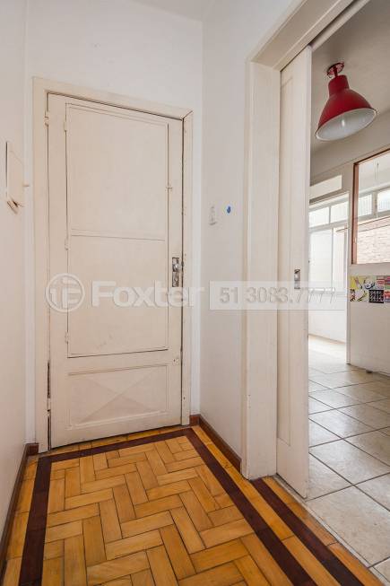 Foto 2 de Apartamento com 2 Quartos à venda, 74m² em Santana, Porto Alegre