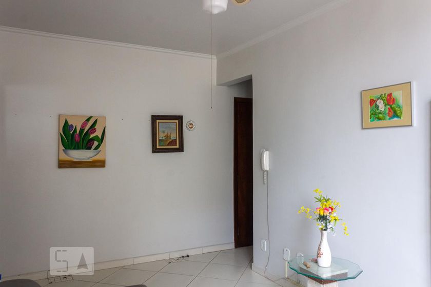 Foto 2 de Apartamento com 2 Quartos para alugar, 79m² em Vila Guilhermina, Praia Grande