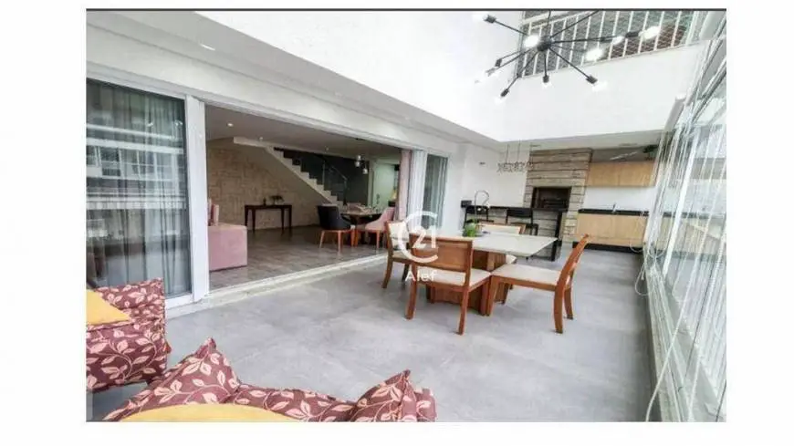 Foto 1 de Apartamento com 3 Quartos à venda, 165m² em Barra Funda, São Paulo