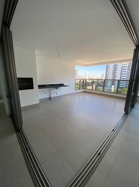 Foto 1 de Apartamento com 3 Quartos à venda, 179m² em Zona 07, Maringá