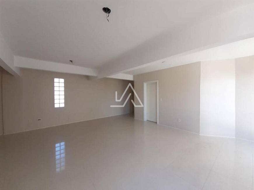 Foto 2 de Apartamento com 4 Quartos para alugar, 223m² em Centro, Passo Fundo