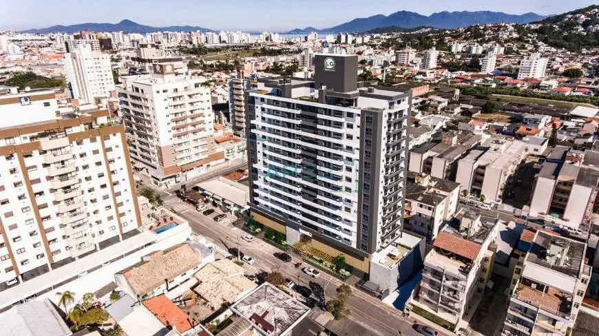 Foto 3 de Apartamento com 4 Quartos à venda, 154m² em Nossa Senhora do Rosário, São José