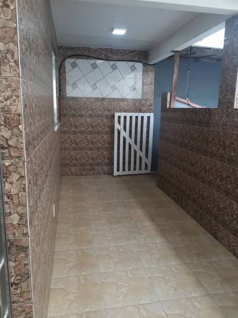 Foto 1 de Casa com 2 Quartos para alugar, 60m² em Curicica, Rio de Janeiro