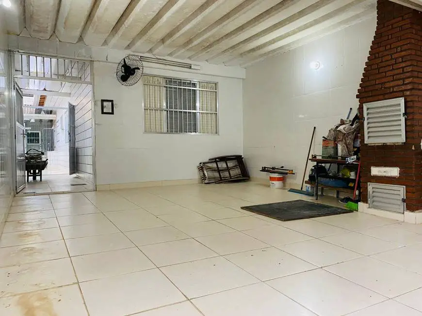 Foto 1 de Casa com 2 Quartos à venda, 90m² em Tupiry, Praia Grande