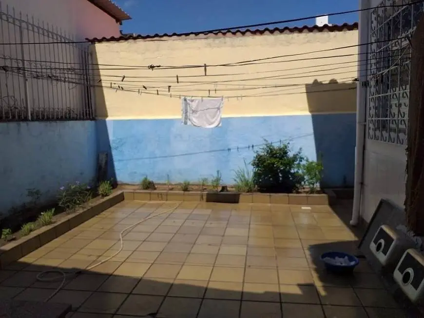Foto 4 de Casa com 3 Quartos à venda, 200m² em Santos Reis, Natal