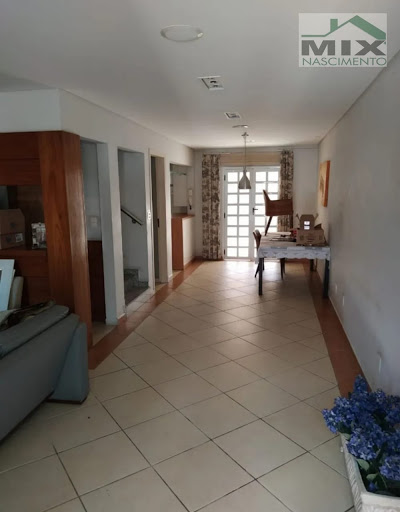 Foto 1 de Casa com 3 Quartos para venda ou aluguel, 150m² em Suisso, São Bernardo do Campo