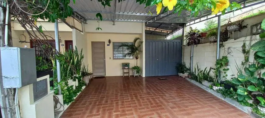 Foto 1 de Casa de Condomínio com 3 Quartos à venda, 180m² em Jardim Maria Eugênia, Campinas