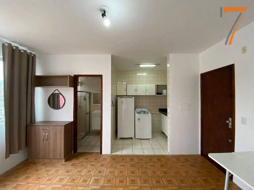 Foto 1 de Apartamento com 1 Quarto para alugar, 37m² em Centro, Florianópolis
