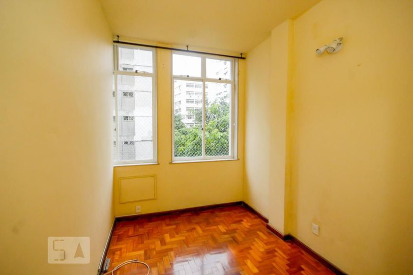 Foto 1 de Apartamento com 1 Quarto para alugar, 41m² em Copacabana, Rio de Janeiro