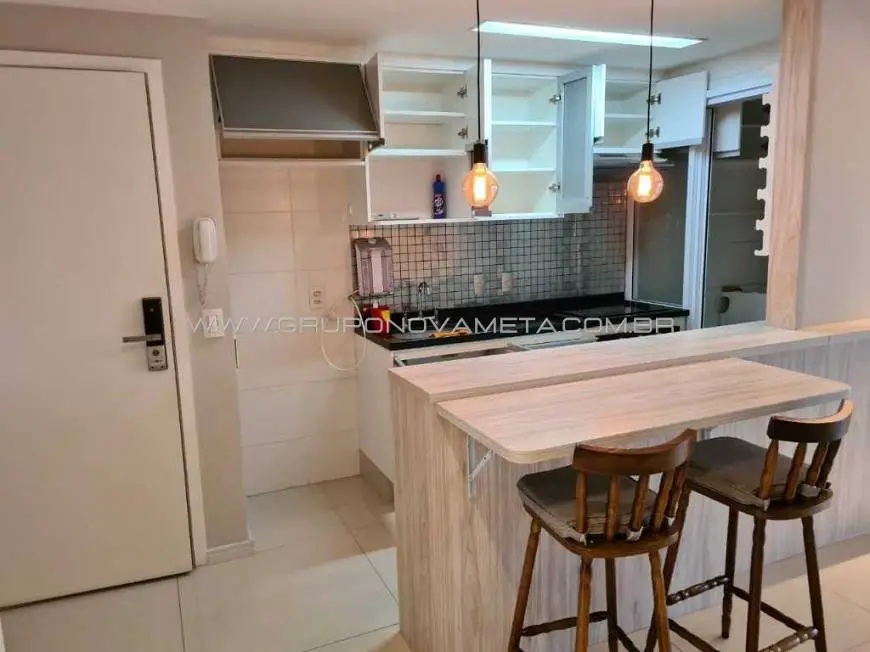 Foto 1 de Apartamento com 1 Quarto para alugar, 60m² em Vila Regente Feijó, São Paulo