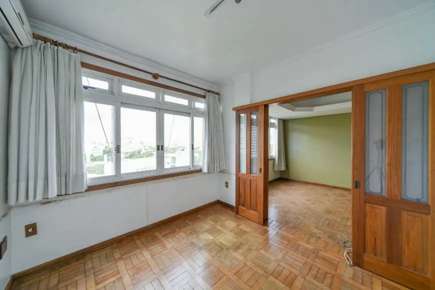 Foto 4 de Apartamento com 2 Quartos à venda, 107m² em Rio Branco, Porto Alegre