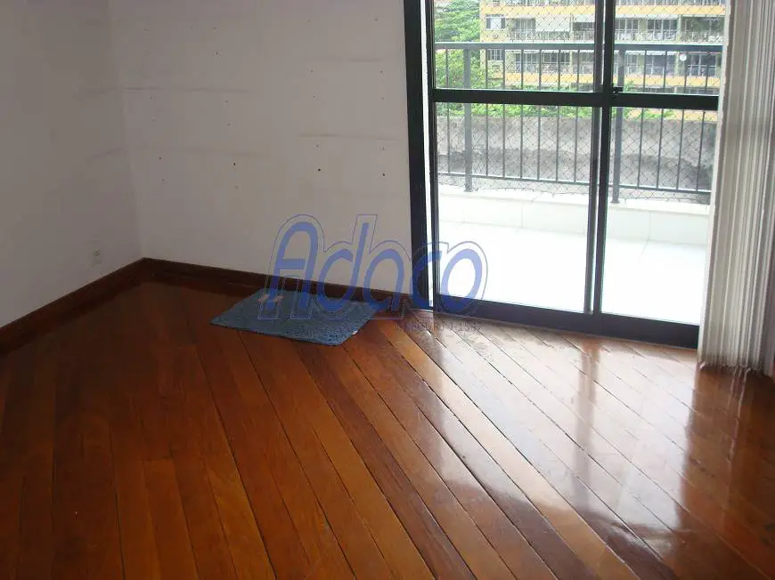 Foto 1 de Apartamento com 3 Quartos para venda ou aluguel, 140m² em Grajaú, Rio de Janeiro