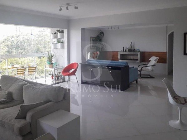 Foto 1 de Apartamento com 3 Quartos para alugar, 160m² em Jardim Marajoara, São Paulo
