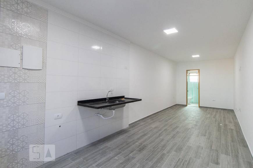 Foto 1 de Casa com 1 Quarto para alugar, 35m² em Penha De Franca, São Paulo