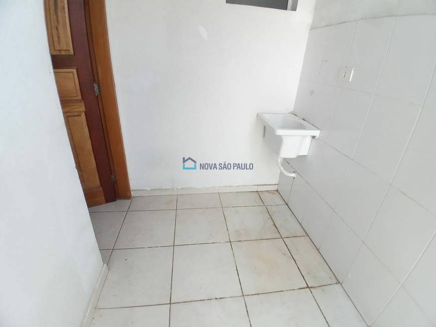 Foto 3 de Casa com 1 Quarto para alugar, 40m² em Vila Santa Catarina, São Paulo