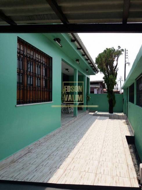 Foto 2 de Casa com 2 Quartos à venda, 188m² em Parque Dez de Novembro, Manaus