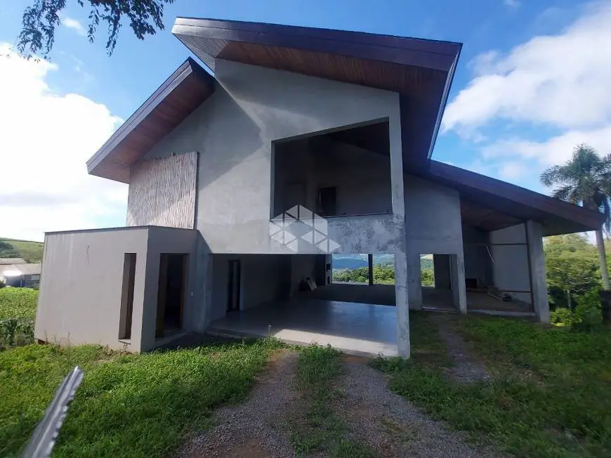 Foto 3 de Casa com 3 Quartos à venda, 387m² em Centro, Carlos Barbosa