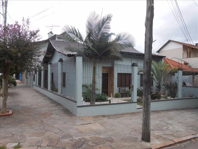 Foto 1 de Casa com 3 Quartos à venda, 280m² em Cristo Redentor, Porto Alegre