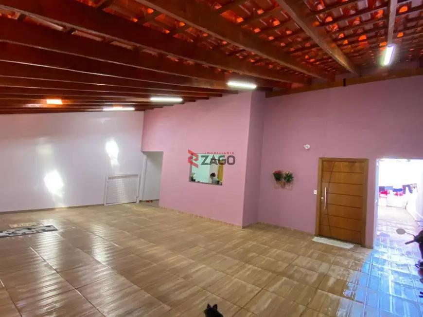 Foto 1 de Casa com 3 Quartos à venda, 170m² em Jardim Belo Horizonte, Uberaba