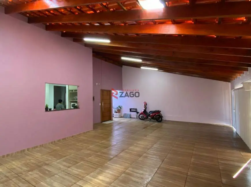 Foto 2 de Casa com 3 Quartos à venda, 170m² em Jardim Belo Horizonte, Uberaba
