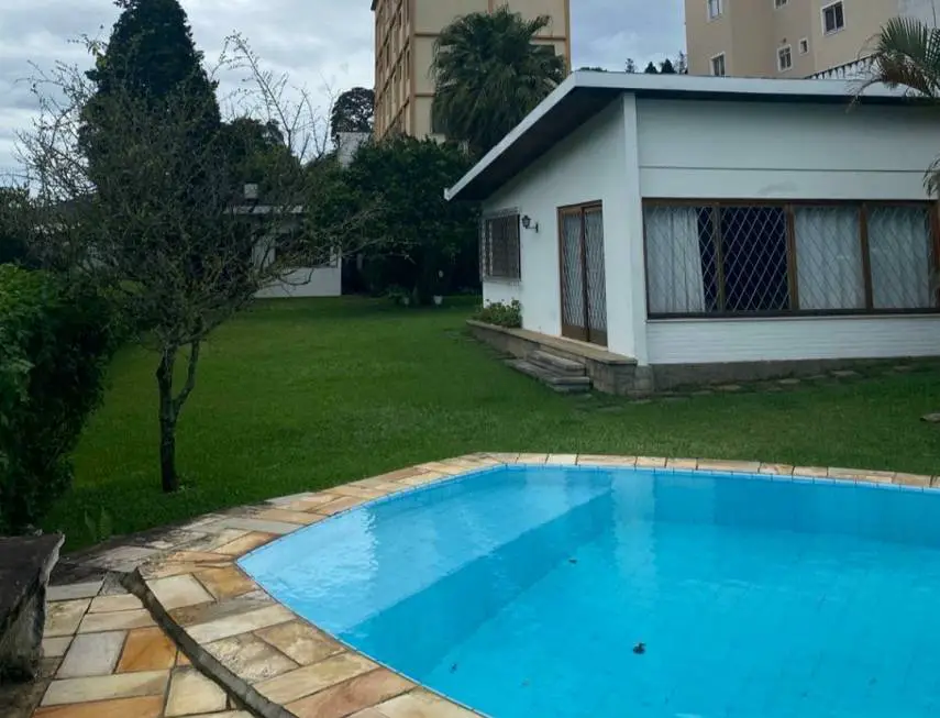 Foto 1 de Casa com 3 Quartos à venda, 161m² em Jardim Cascata, Teresópolis