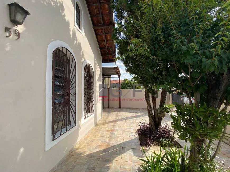 Foto 2 de Casa com 3 Quartos à venda, 111m² em Jardim Santa Amália, Campinas