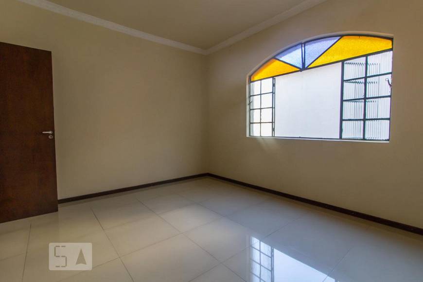 Foto 1 de Casa com 3 Quartos para alugar, 120m² em Palmares, Belo Horizonte