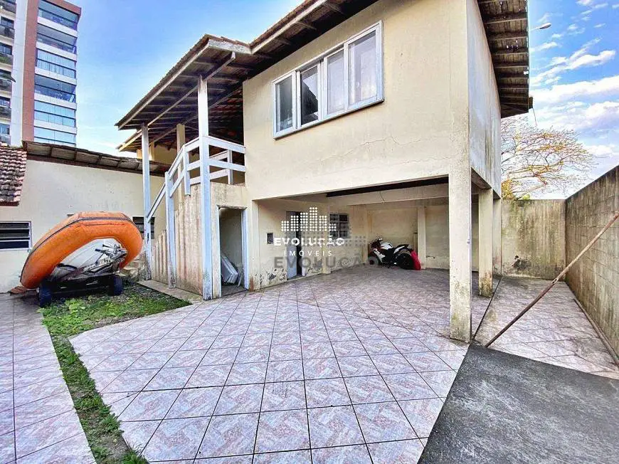 Foto 1 de Casa com 4 Quartos para alugar, 219m² em Centro, São José