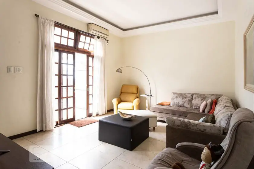 Foto 1 de Casa com 4 Quartos à venda, 205m² em Moema, São Paulo
