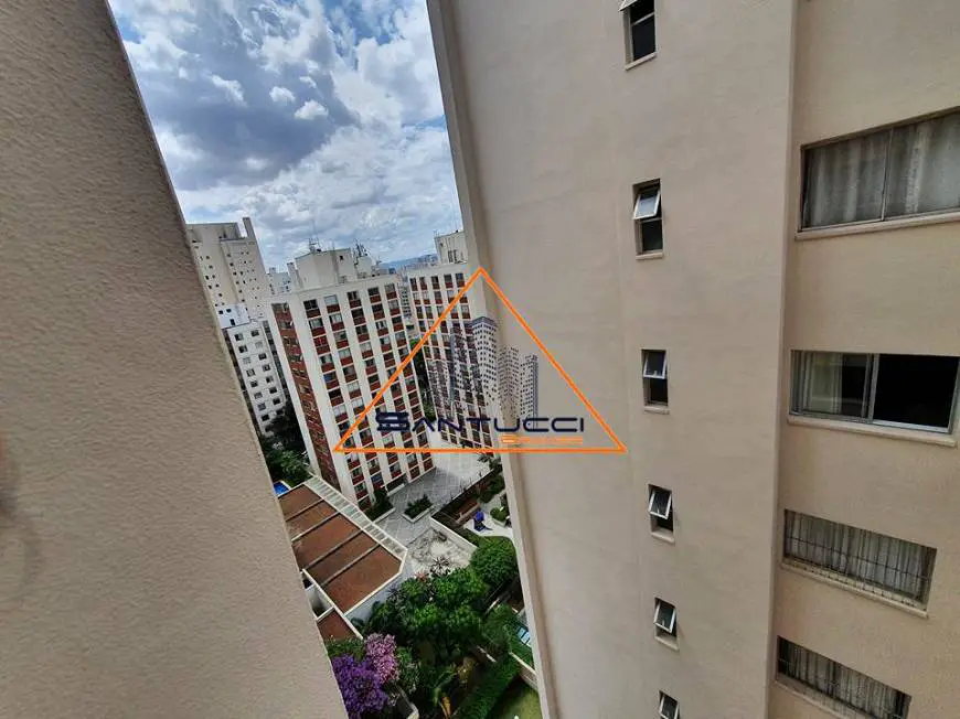 Foto 3 de Apartamento com 2 Quartos para alugar, 68m² em Aclimação, São Paulo